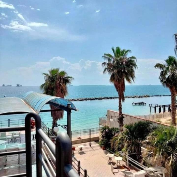 Bluesun Apartments Leporano Buitenkant foto